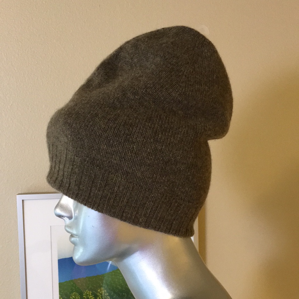 100% Cashmere Knit Beanie Reversible By St. Bernard — image 5 of 8